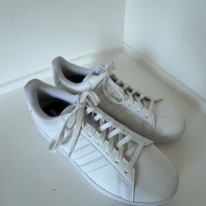 Adidas White Sneakers cloud foam